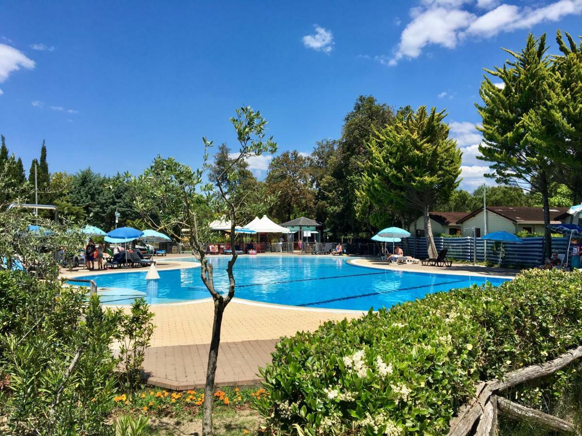 Chalets Tuscany Viareggio Exterior photo